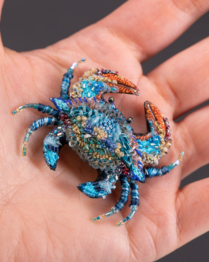 Blue Crab Brooch Pin - Trovelore