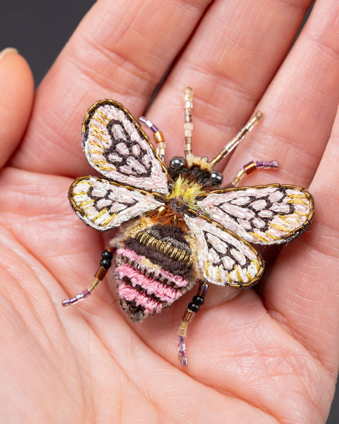Bombus Bee Beaded Brooch Pin - Trovelore