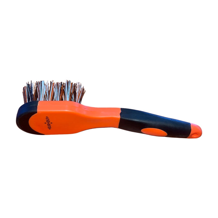 Bucket Brush