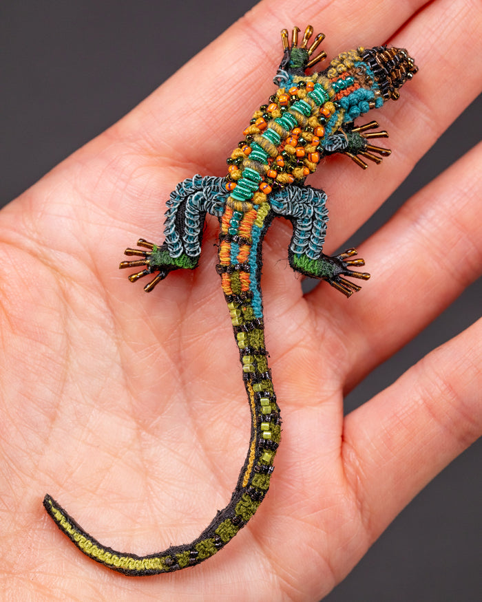 Caiman Lizard Beaded Brooch Pin - Trovelore