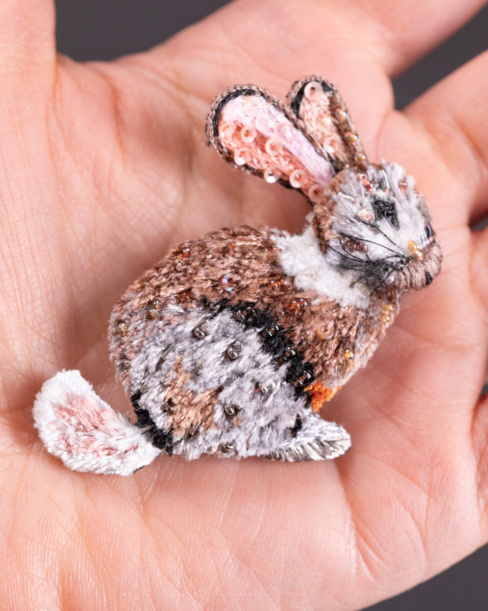 Rabbit Brooch Pin - Trovelore